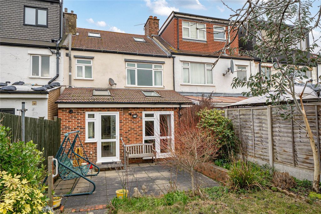 Property photo 3 of 18 Picture No. 03