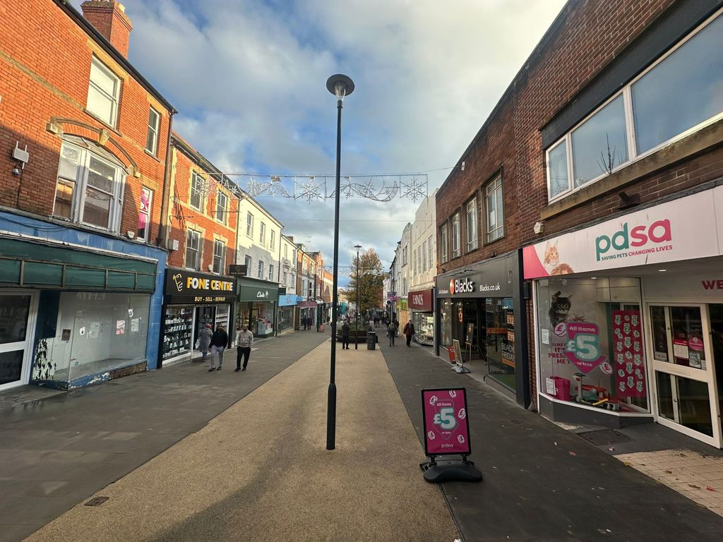 Property photo 2 of 7