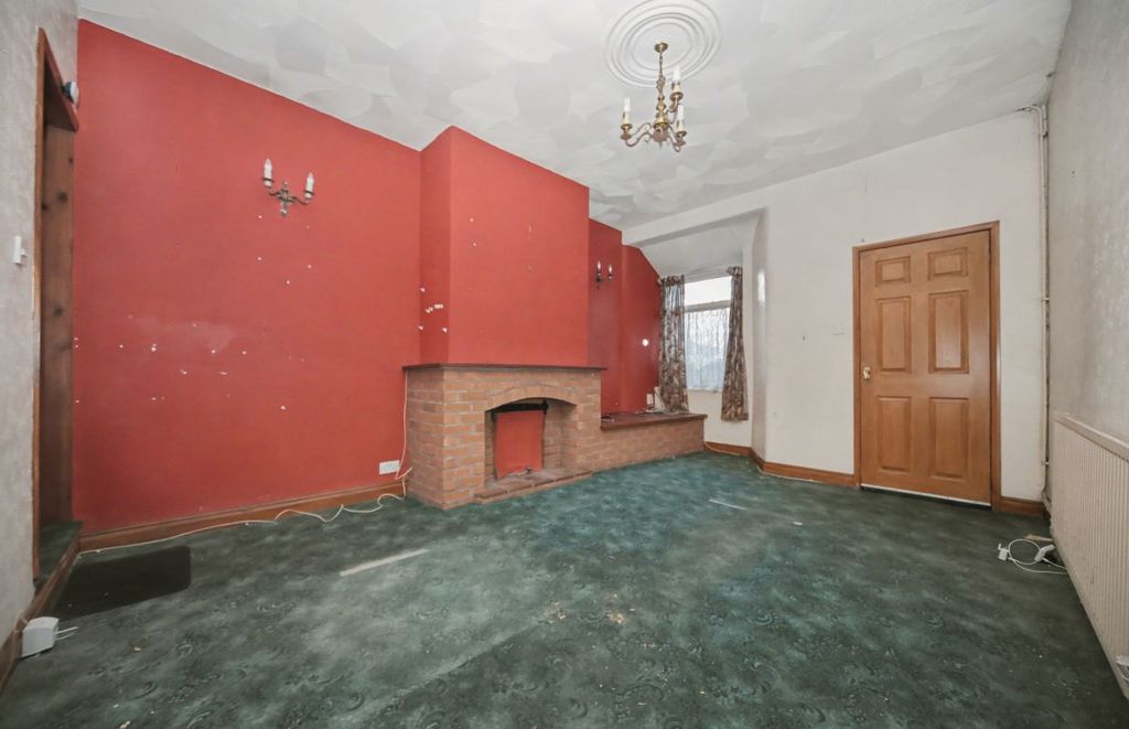 Property photo 3 of 11