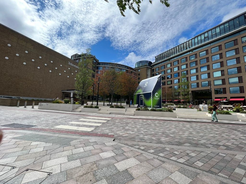 Property photo 1 of 9 External