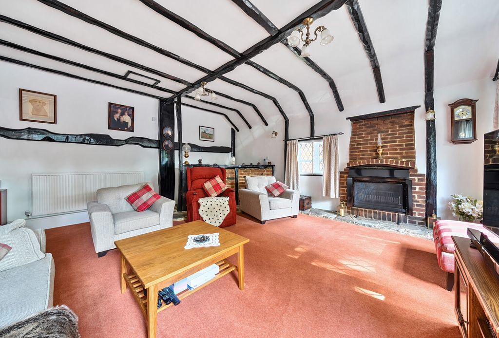 Property photo 1 of 21 1306718-2-684873E...