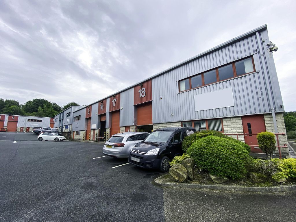 Property photo 1 of 8 Three Point - Image 1.Jpg