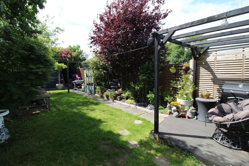 Property photo 2 of 15