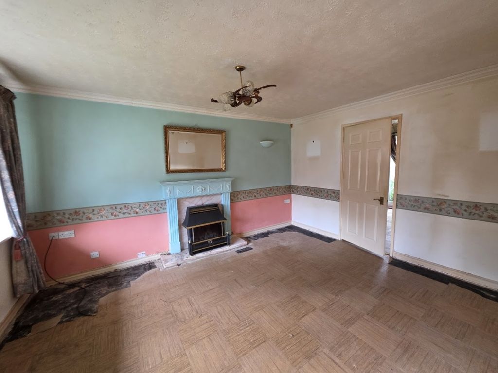 Property photo 2 of 9 20250919_112326