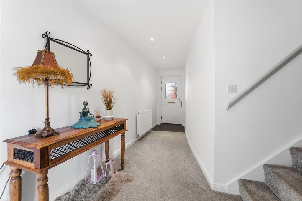 Property photo 3 of 23 P1155729.Jpg