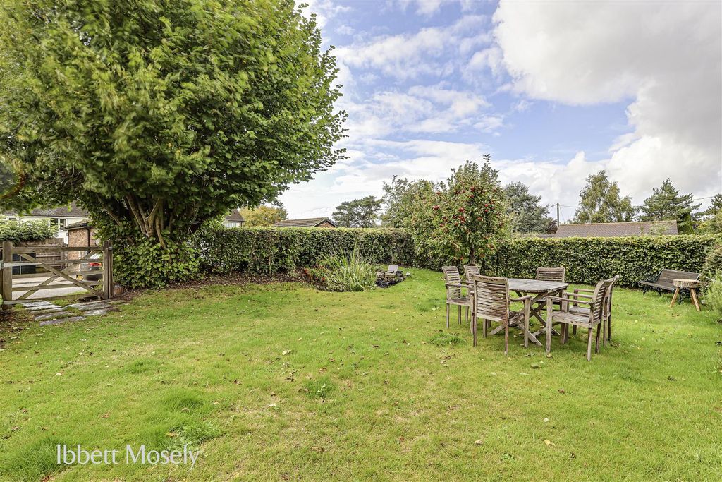 Property photo 2 of 13 23.Jpg