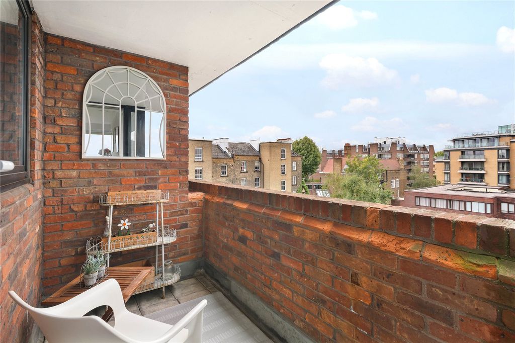 Property photo 3 of 8 Picture No. 07