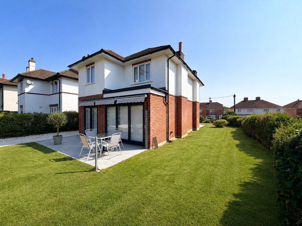 Property photo 2 of 13 Picture No. 04