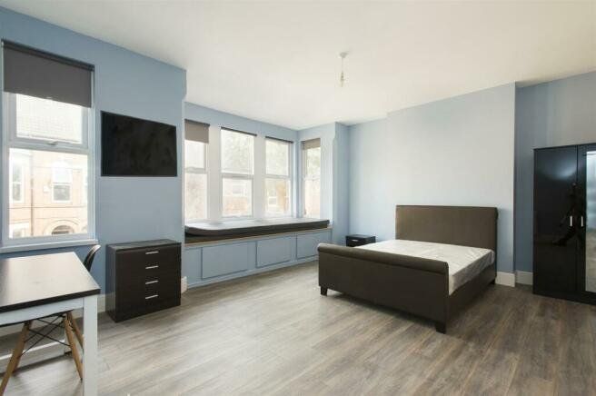 Property photo 1 of 16 Picture No. 13