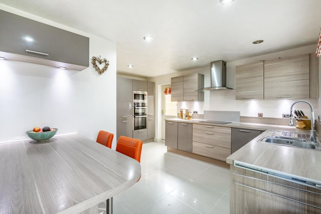 Property photo 2 of 17 Riimn_Sgseauxafi1mc94A.Jpg