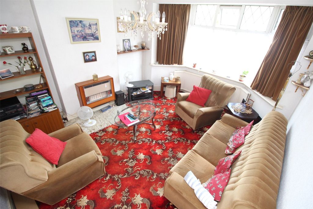 Property photo 2 of 11 Picture No. 01