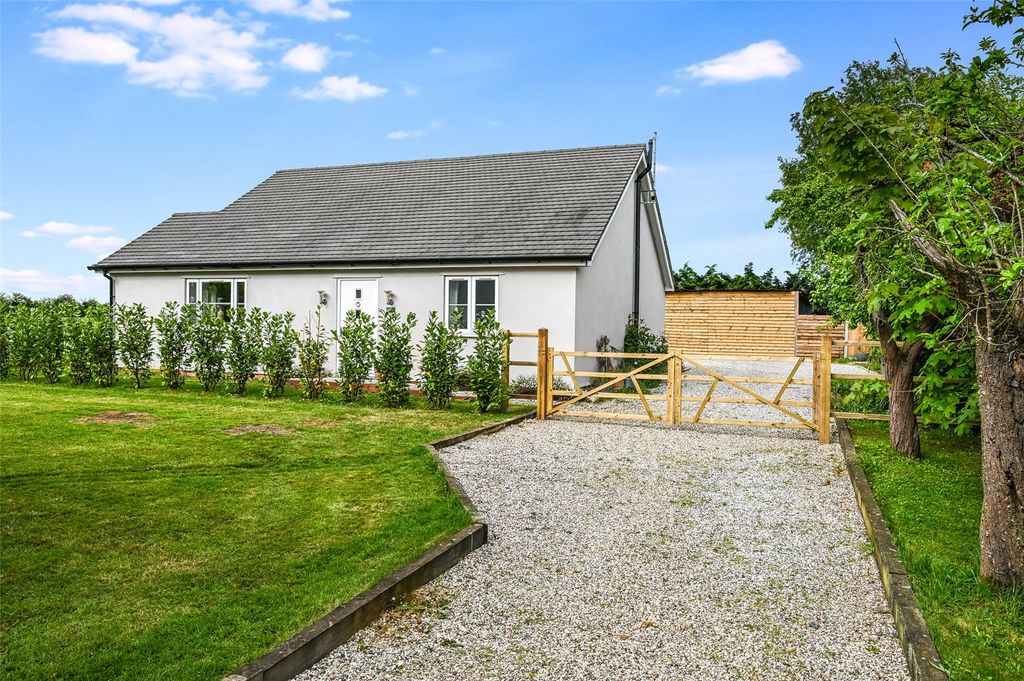 Property photo 2 of 23 Annexe