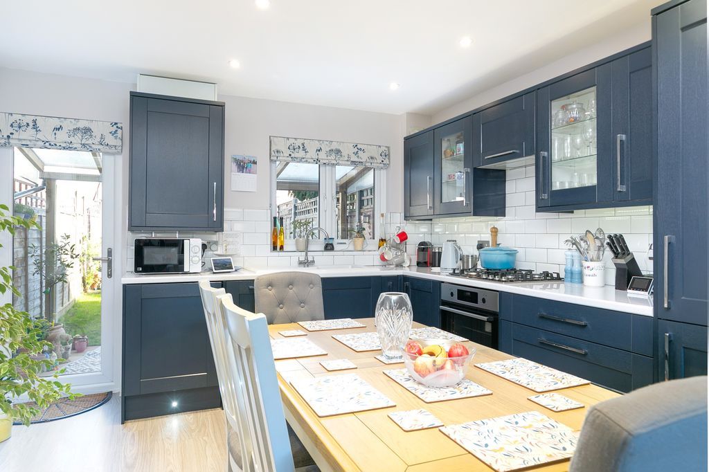 Property photo 3 of 12 Dining/Kitchen Area