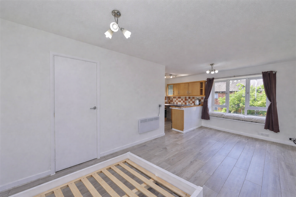 Property photo 2 of 4 Chatgpt Image Apr 15, 2026, 02_52_36 Pm