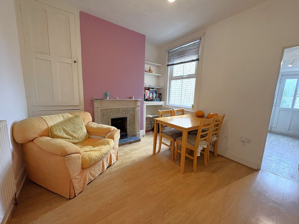 Property photo 3 of 9 Dining Room