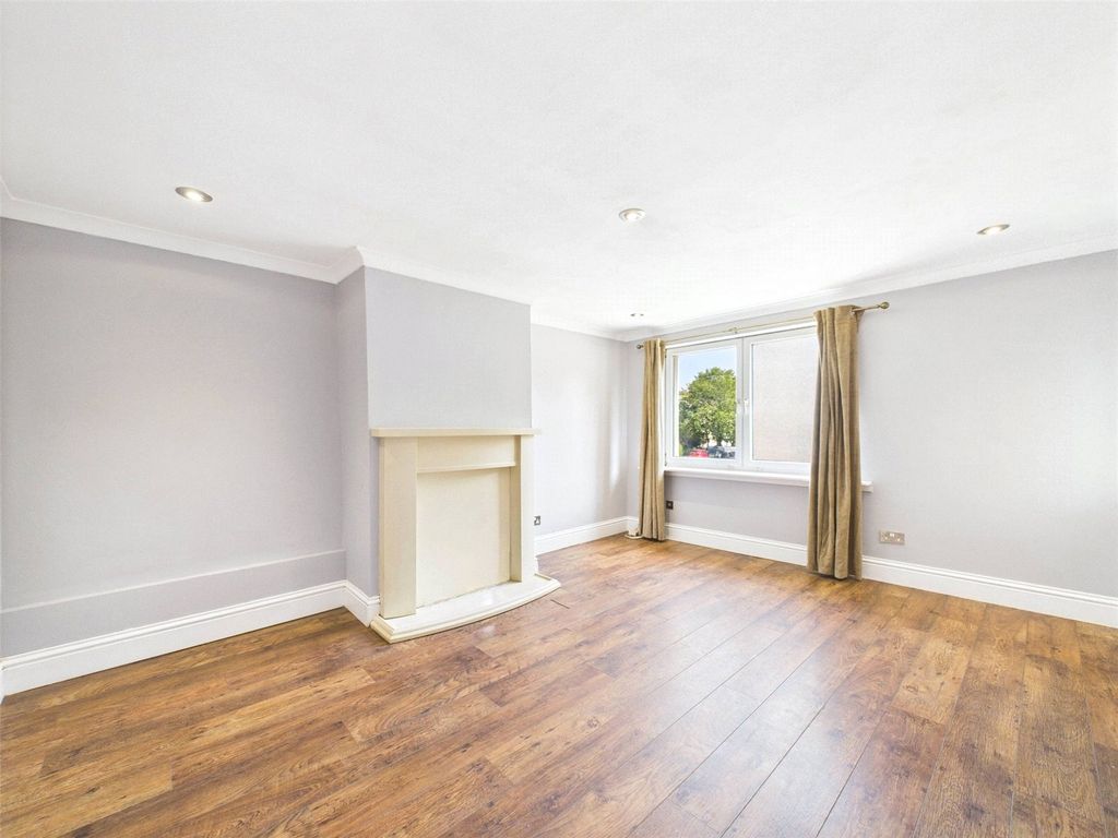 Property photo 1 of 16 Picture No. 25