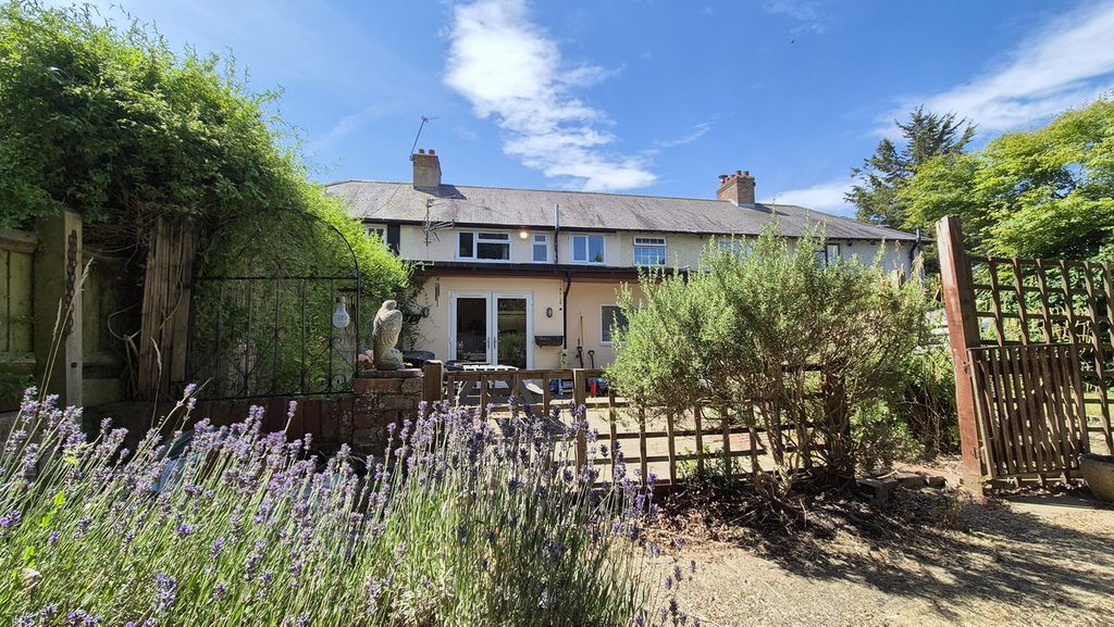 Property photo 2 of 23