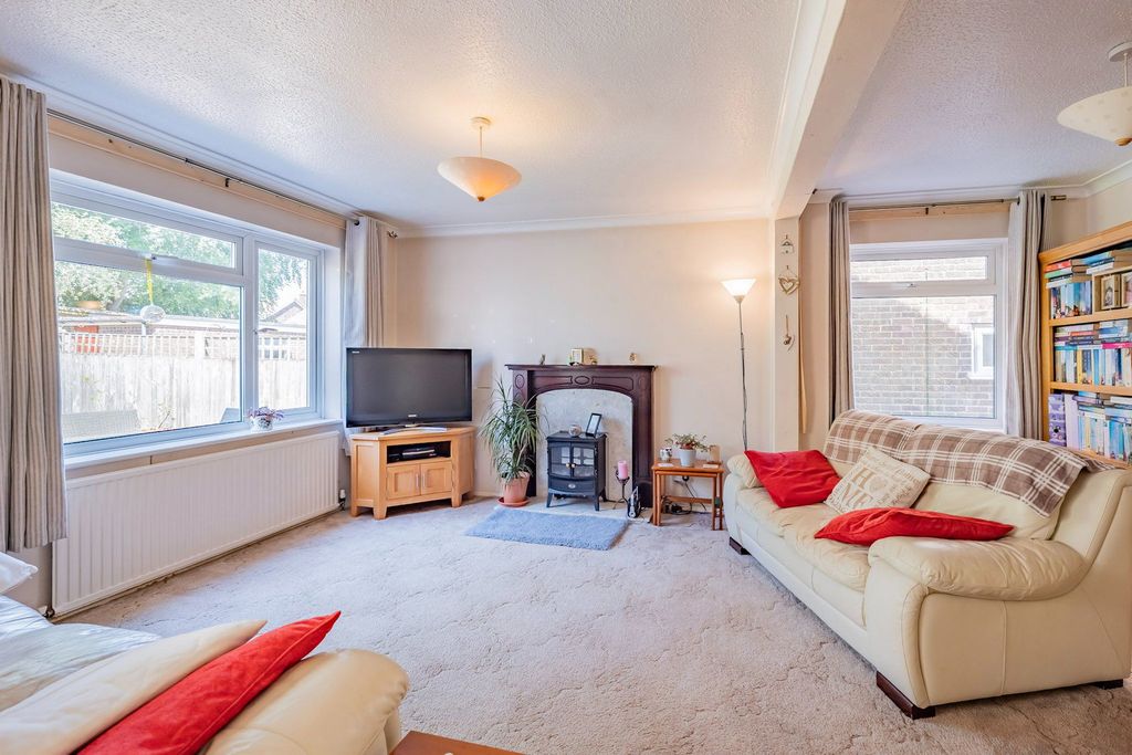 Property photo 3 of 14