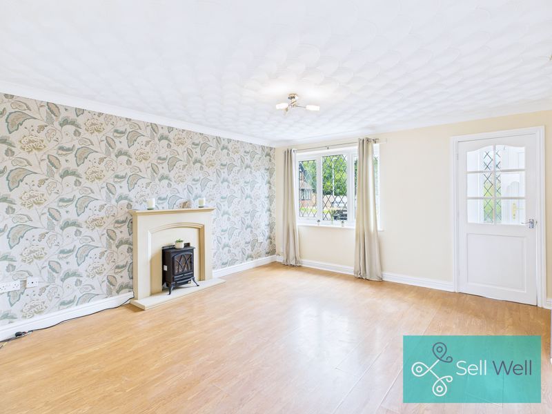 Property photo 2 of 14 Lounge