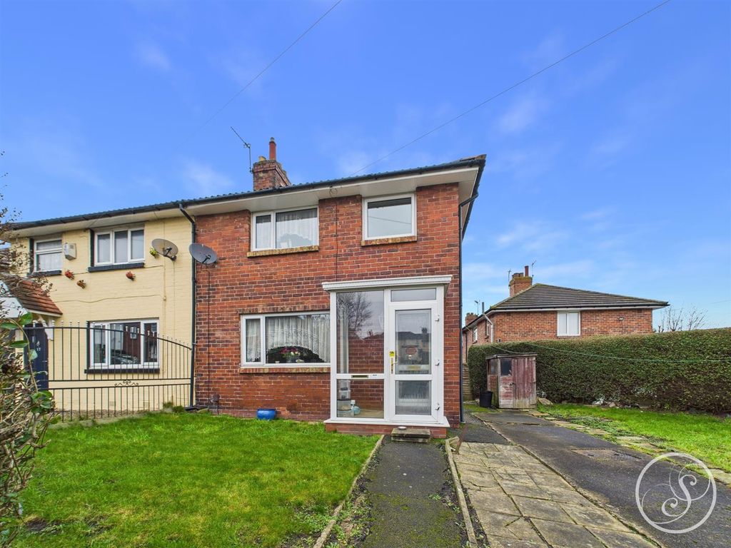 Property photo 1 of 13 External