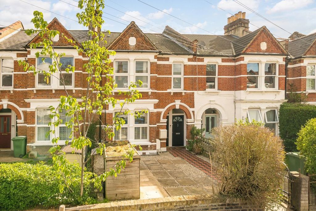 Property photo 1 of 6