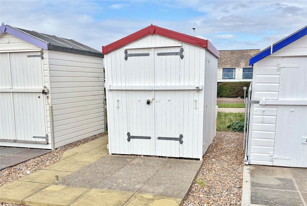 Property photo 2 of 11 Picture No. 24