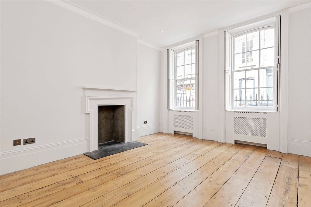 Property photo 2 of 33 Picture No. 41