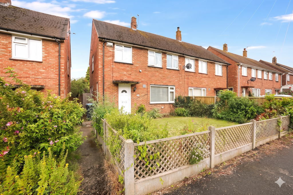 Property photo 1 of 10 3 Bedroom House For Rent