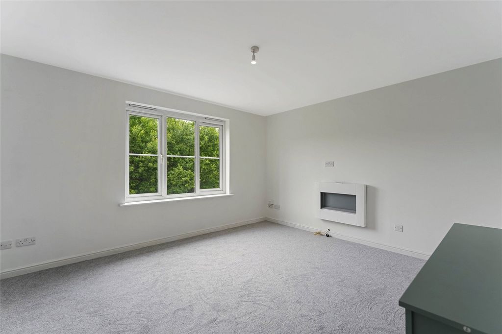 Property photo 3 of 18 Picture No. 07