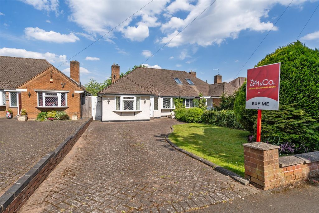 Property photo 2 of 10 92 Melton Avenue_11.Jpg
