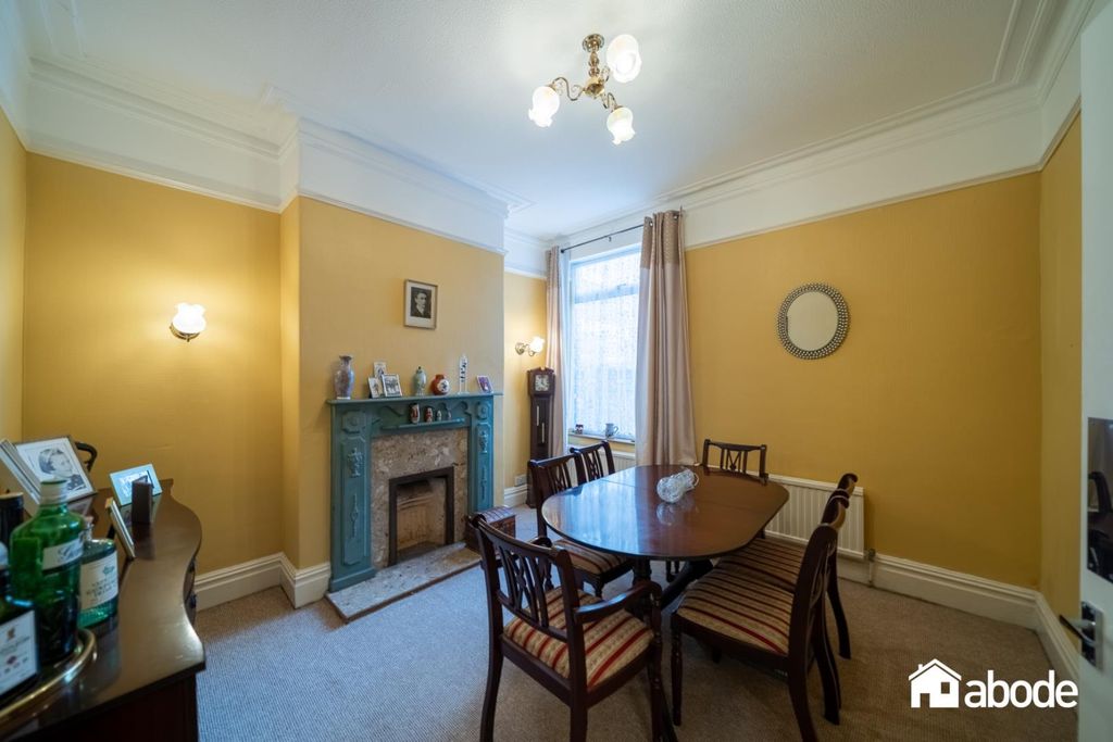 Property photo 3 of 23 Dsc05685-Hdr.Jpg