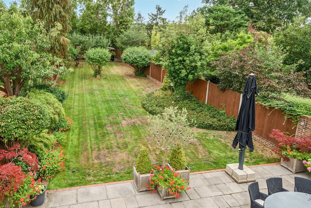 Property photo 3 of 17 Picture No. 18