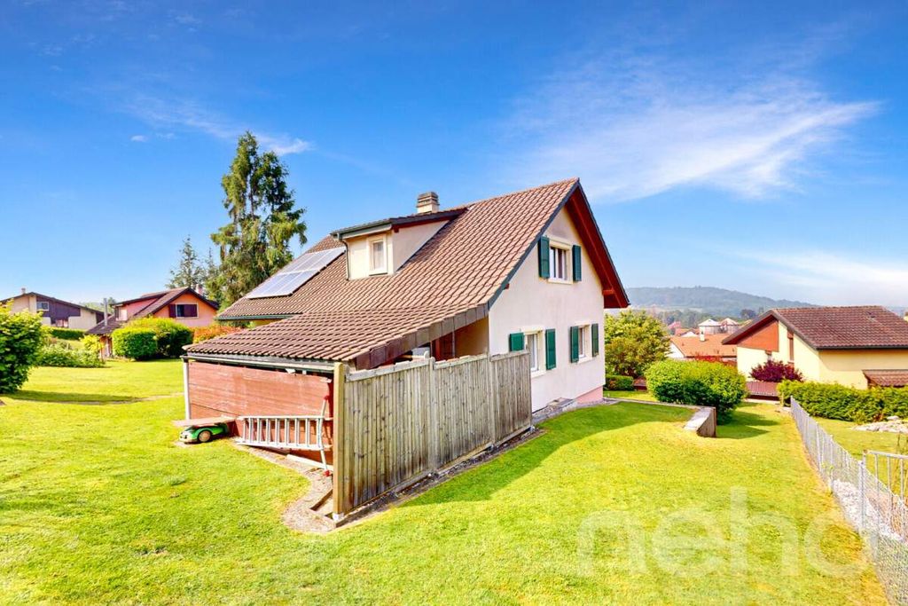 Property photo 1 of 13