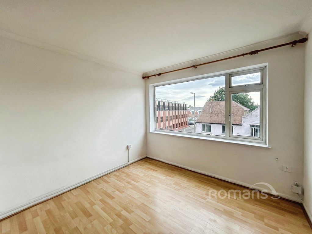 Property photo 3 of 7 Pbox-Img.Jpg