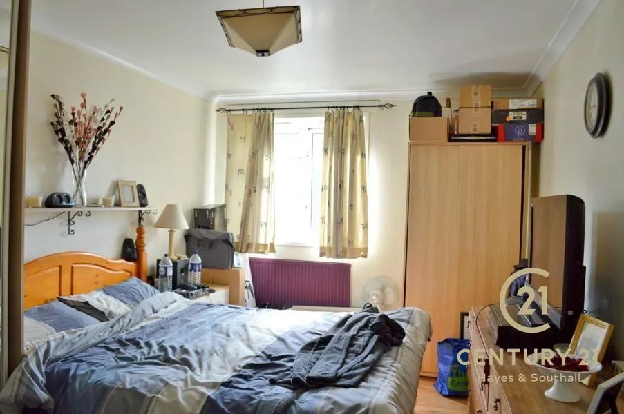 Property photo 3 of 7