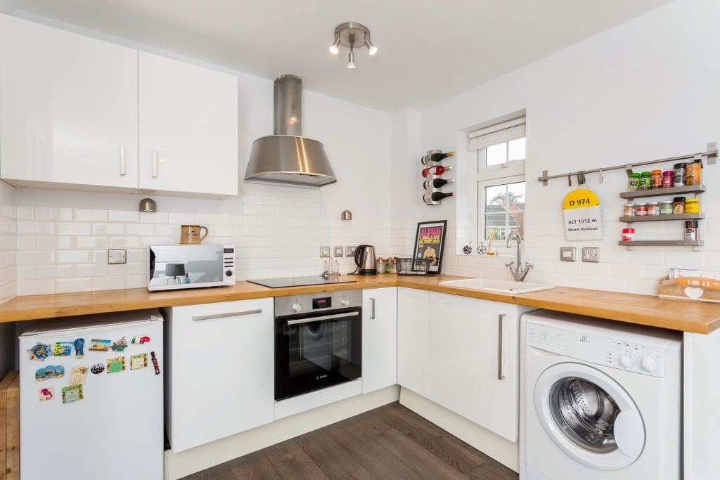 Property photo 3 of 9