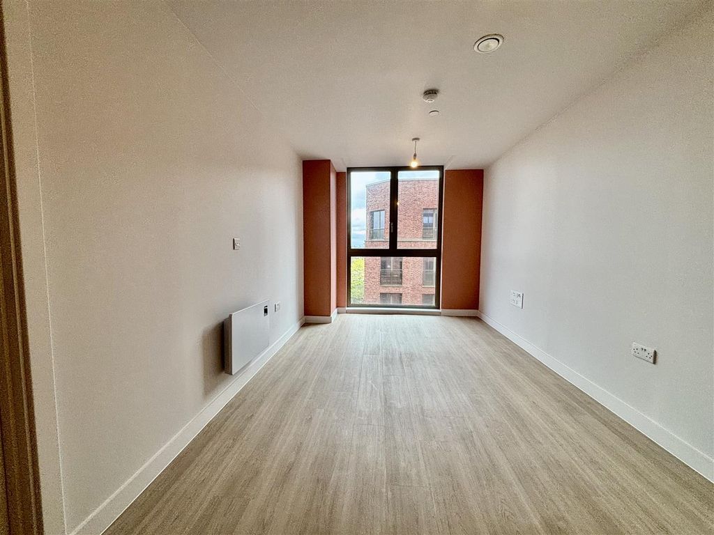 Property photo 3 of 12 Lounge Pic 1.Jpeg