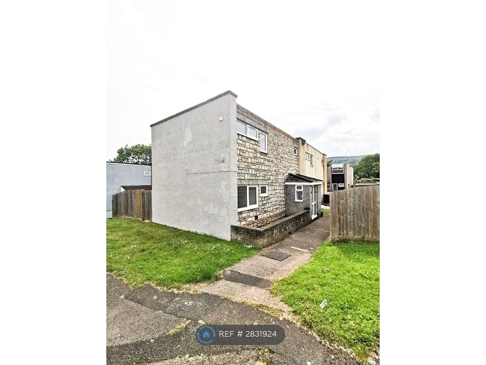 Additional image 6 of 3 bed semi-detached house to rentAmroth Walk, St. Dials, Cwmbran NP44