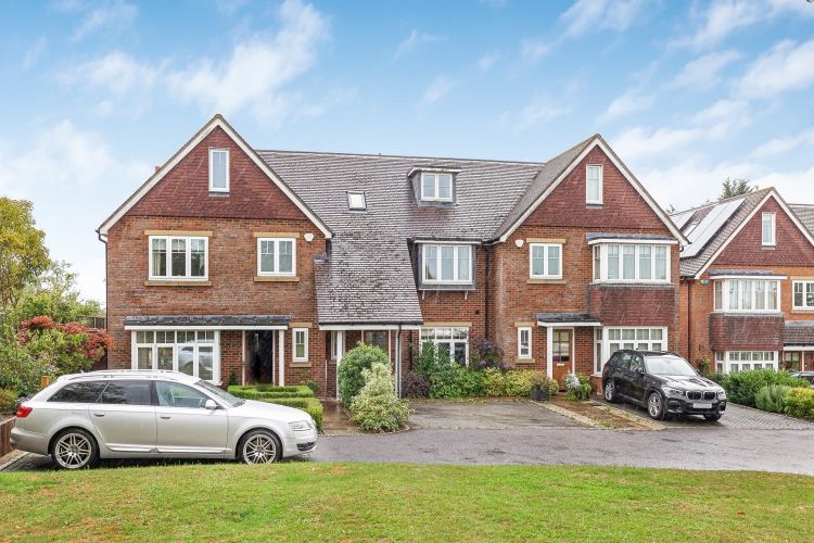 Property photo 2 of 16 303901