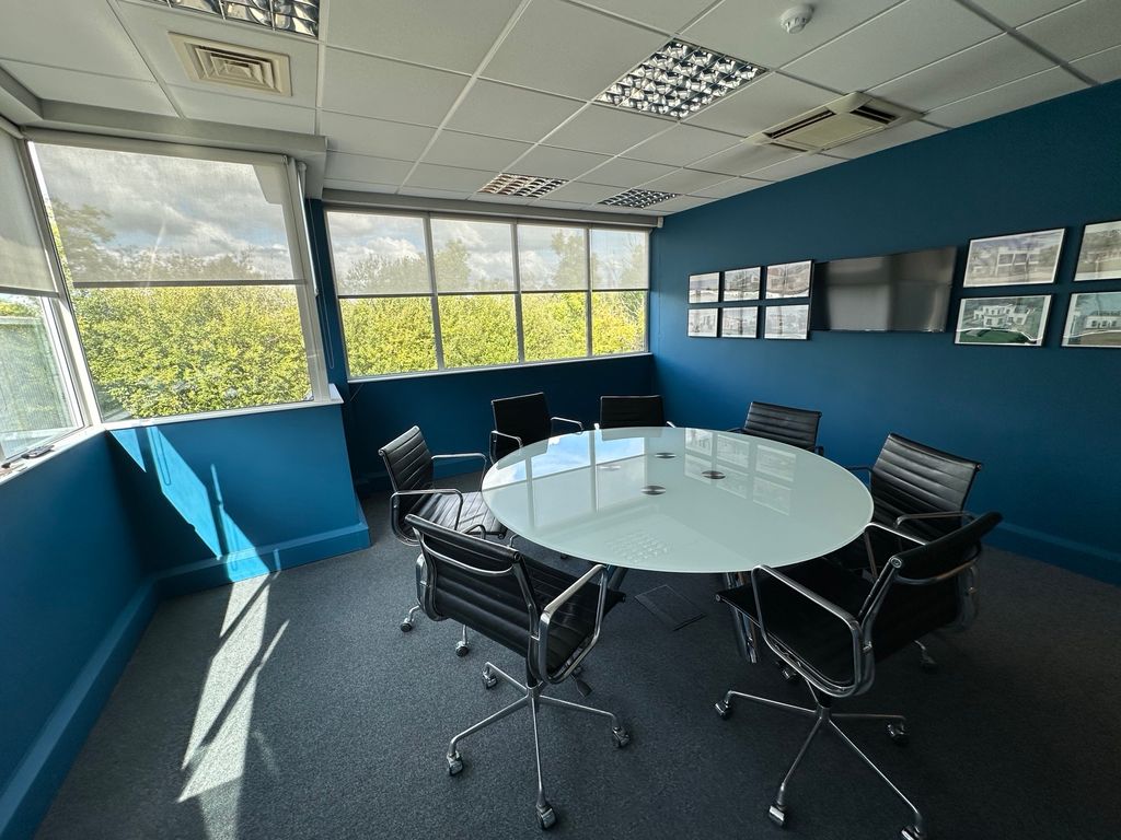 Property photo 2 of 3