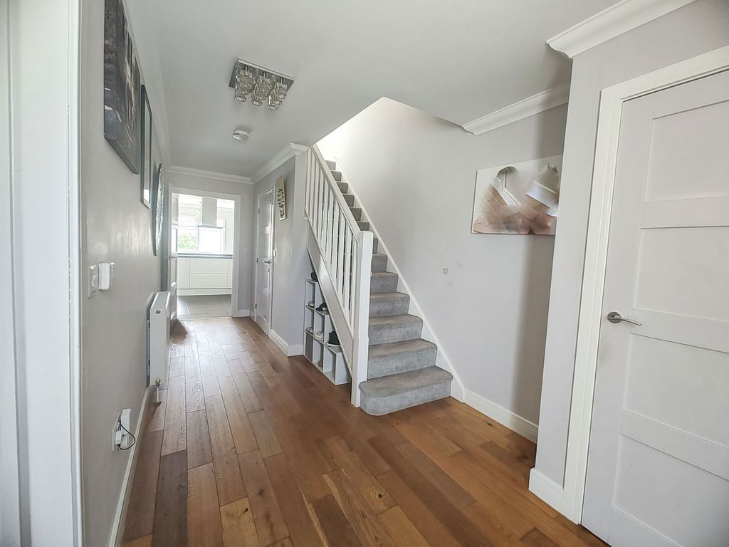 Property photo 2 of 45