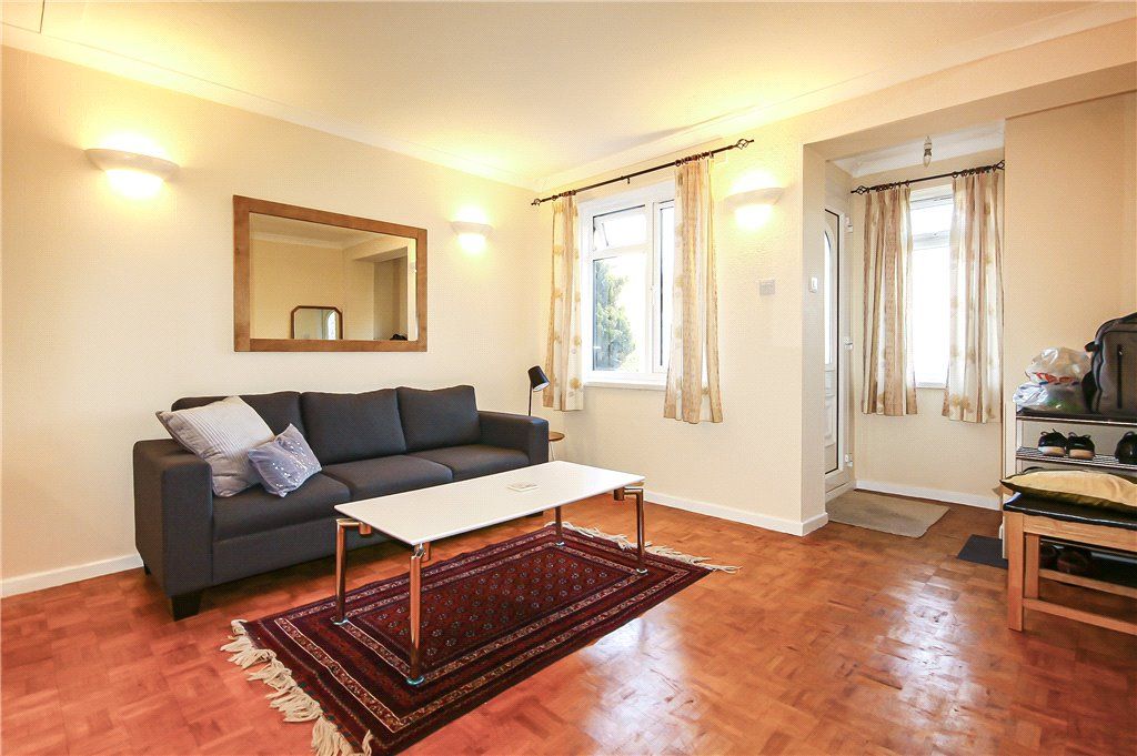 Property photo 3 of 12 Living Room