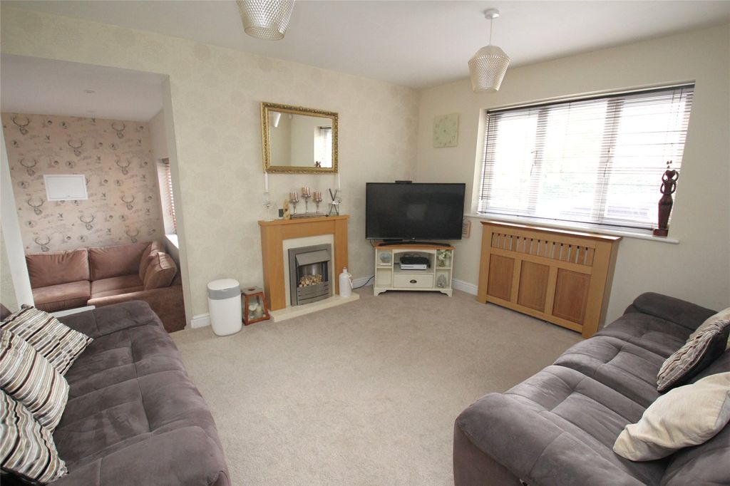 Property photo 2 of 23 Picture No. 10