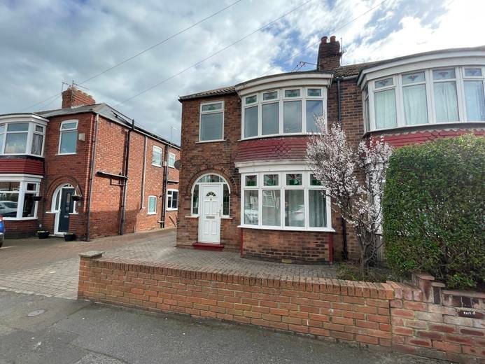 Property photo 1 of 13 Front