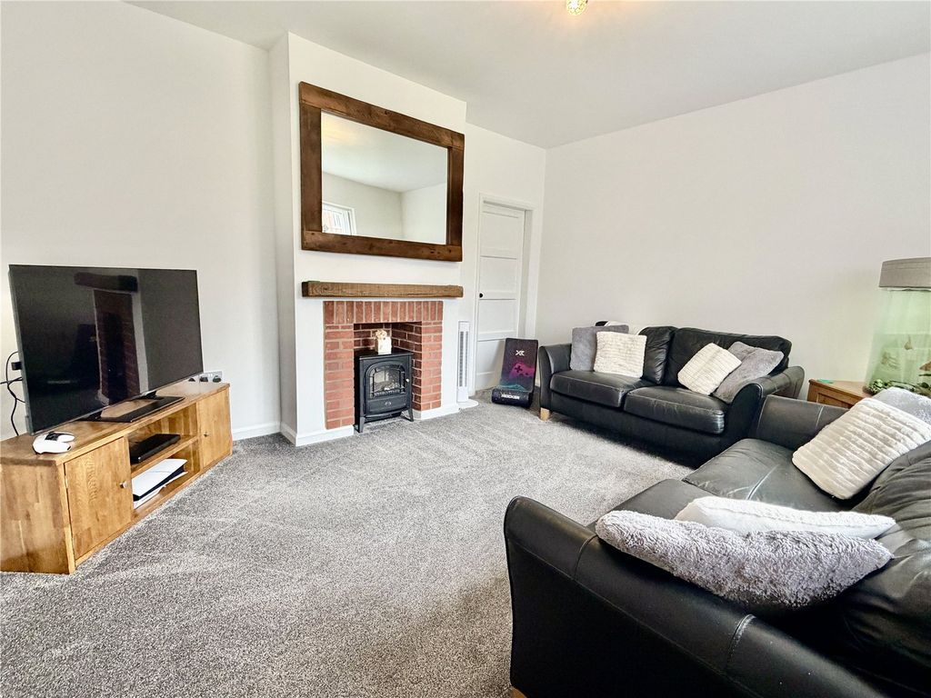 Property photo 2 of 24 Picture No. 02