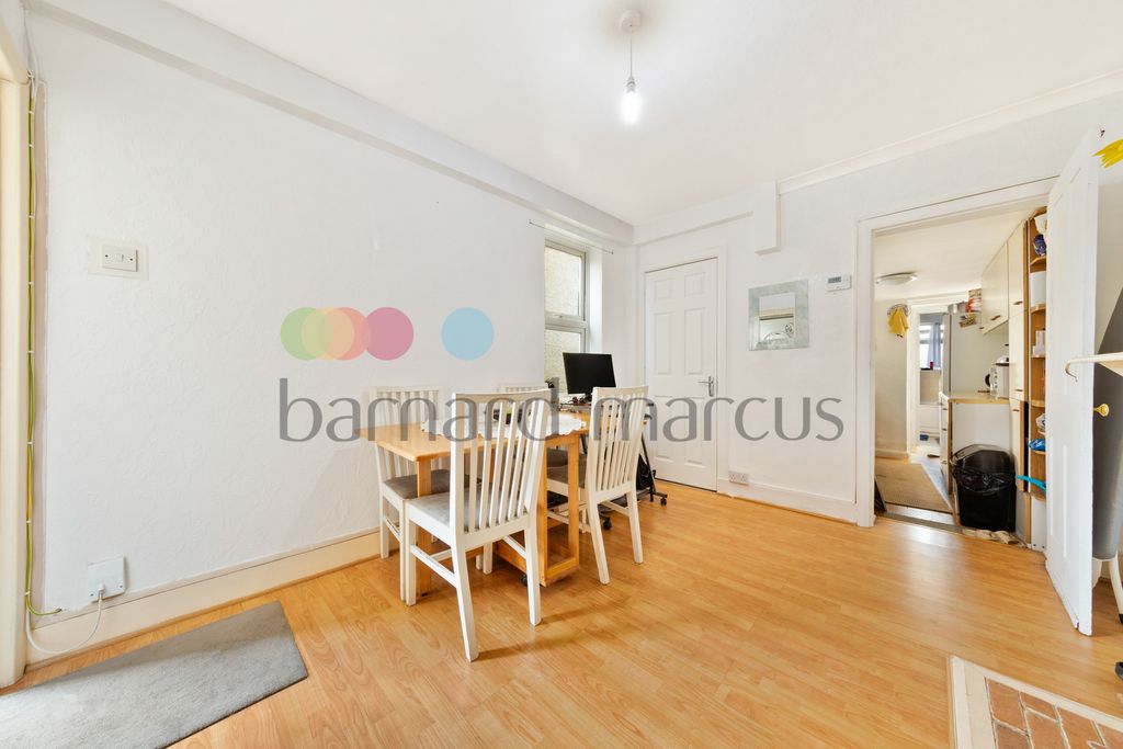 Property photo 2 of 8 Dining Room