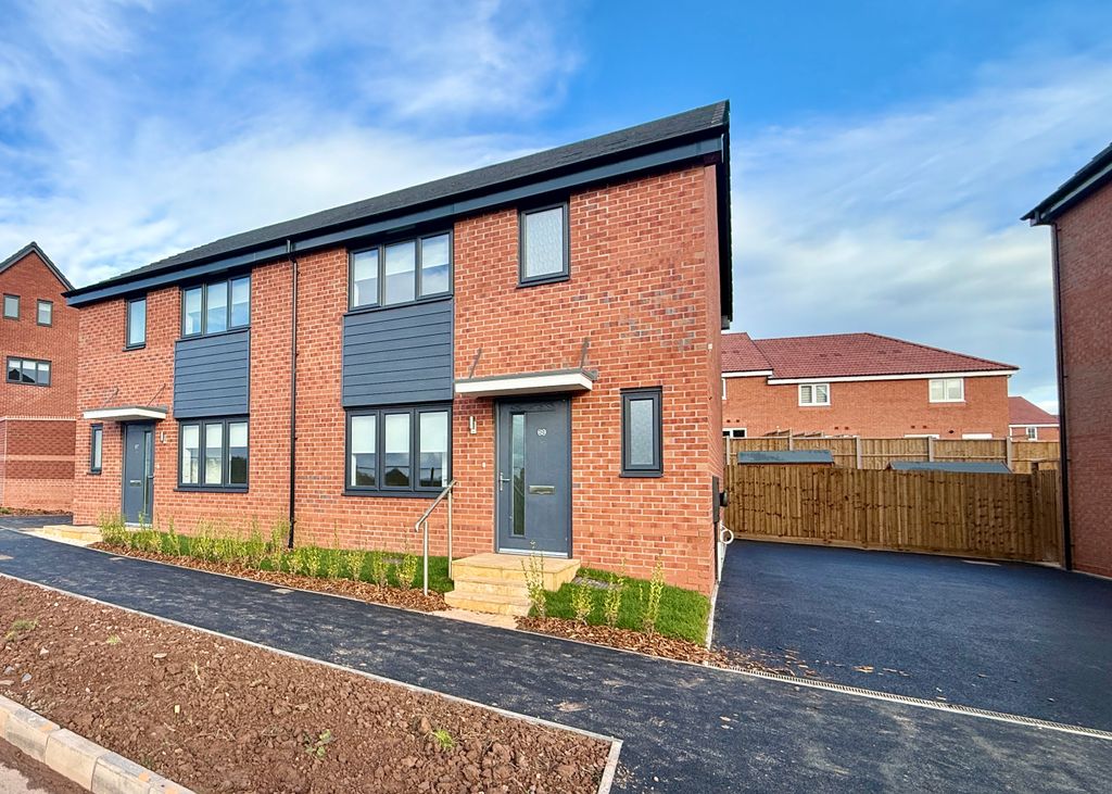 Property photo 1 of 26