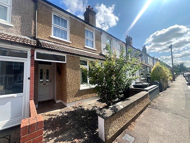 Property photo 1 of 12