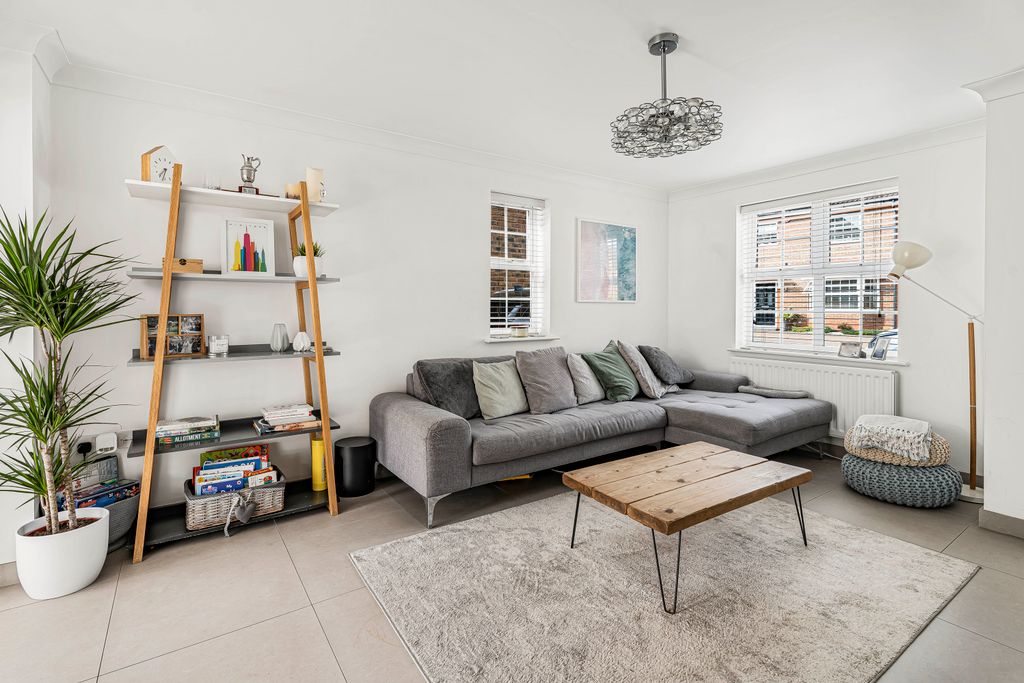 Property photo 3 of 26 1058918