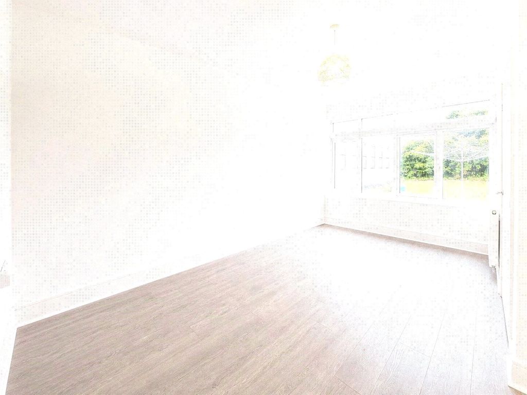 Property photo 2 of 3 Picture No. 02
